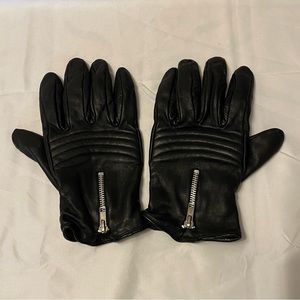 Leather Black Gloves. Size M. Excellent Conditions.